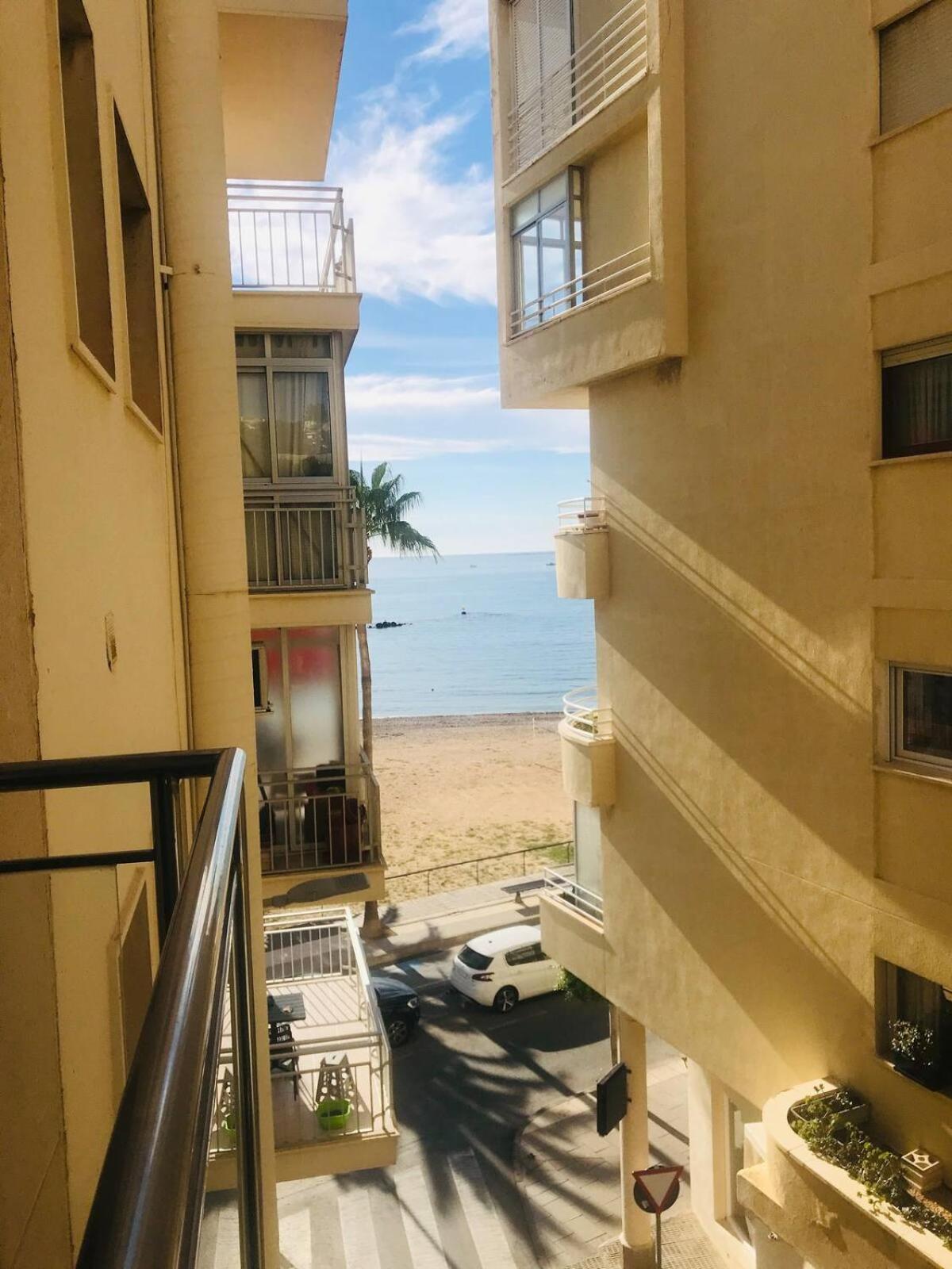 50 Meters To Beach! Ac - Wifi -Near City Center Алтеа Екстериор снимка